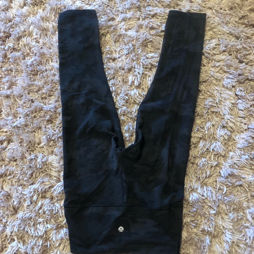 Lululemon cami crop leggings